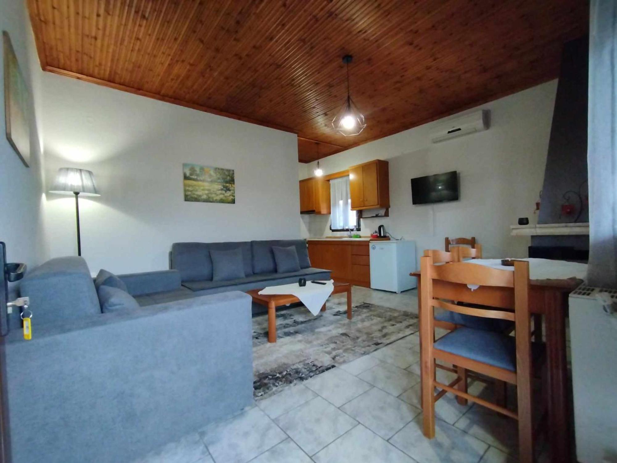 Guesthouse Mythos Órma Екстериор снимка